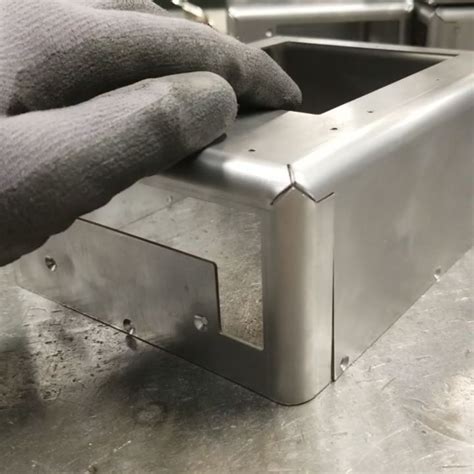 welding sheet metal corners